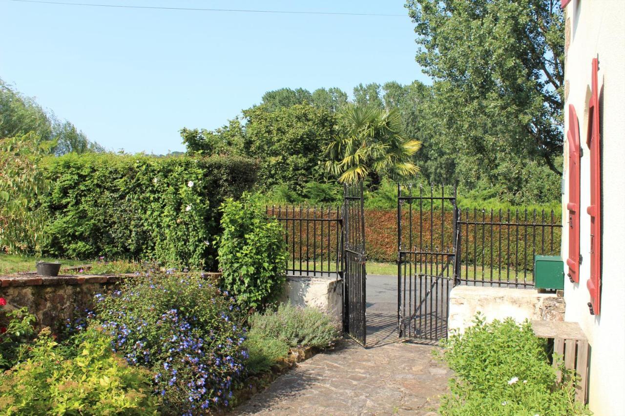 La Maison Du Passeur Availles-Limouzine Kültér fotó