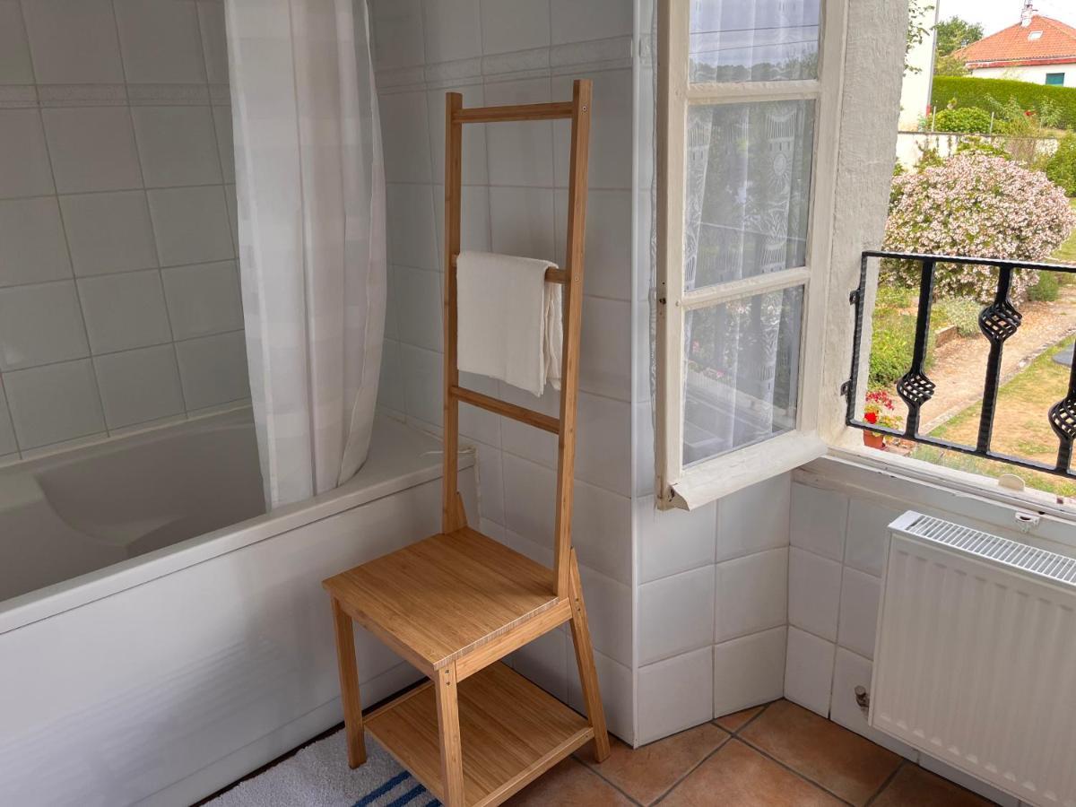 La Maison Du Passeur Availles-Limouzine Kültér fotó